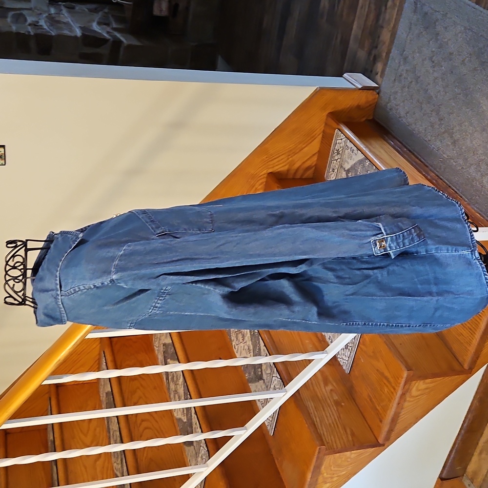 👚Anne Klein Blue Chambray Shirt - Picture 6 of 7